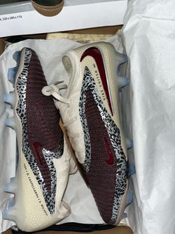 Nike Mercurial Vapor 15 Elite FG Football Boots Brand new with tags Leopard print with maroon and white accents