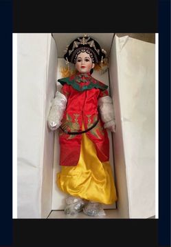 William Tung Vintage Porcelain Doll, Chin Mei, a Treasures Forever NIB (Renee)