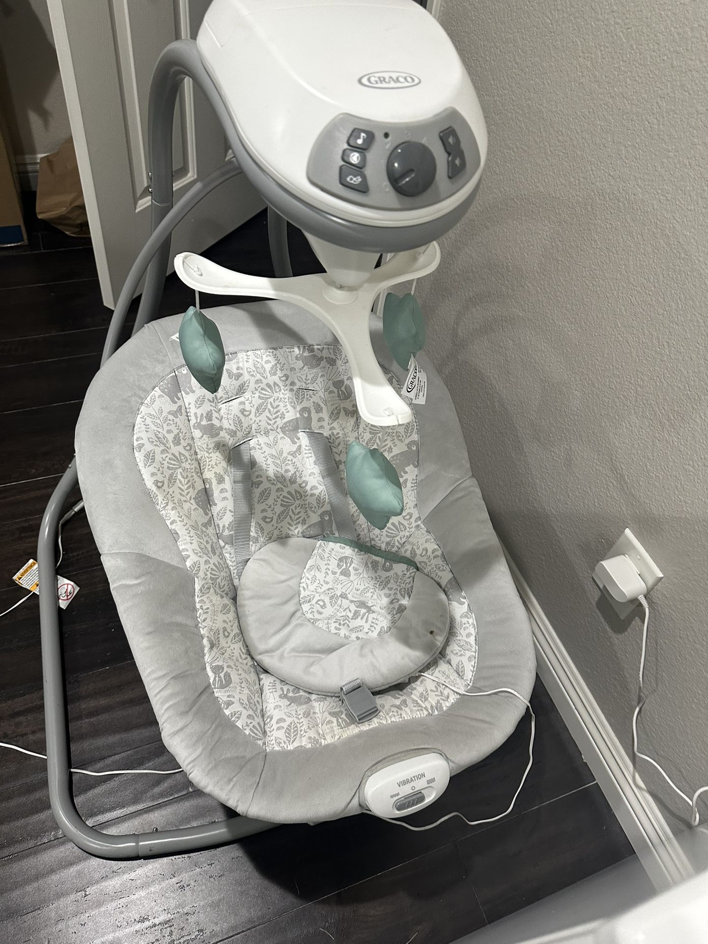 Graco simple sway Lx Swing