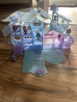 Littlest Pet Shop Ice Castle