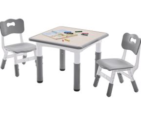 Mesa con sillas