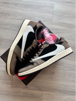 Size 13 men jordan 1 low