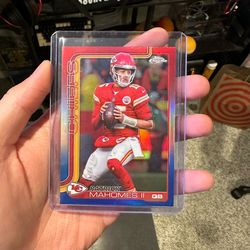 Patrick Mahomes Red White Blue Refractor Topps Chrome NFL 2025
