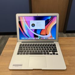 13 inch MacBook Air***Only $150 