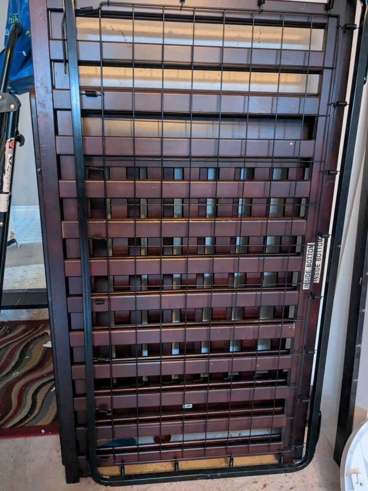 Baby Or Toddler Crib With Mattress