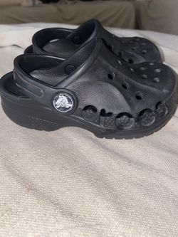 7c Crocs