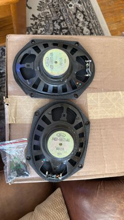 OEM FRONT & BACK CAR SPEAKERS 