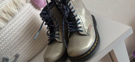 Dr Marten Boots
