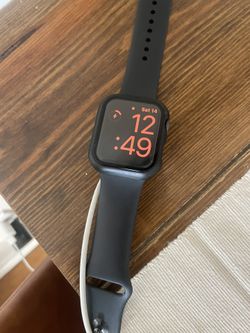 apple watch series 5 44m Lte cellular +gps