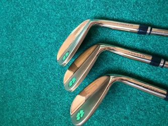 Lucky Wedge Set