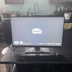 BENQ monitor