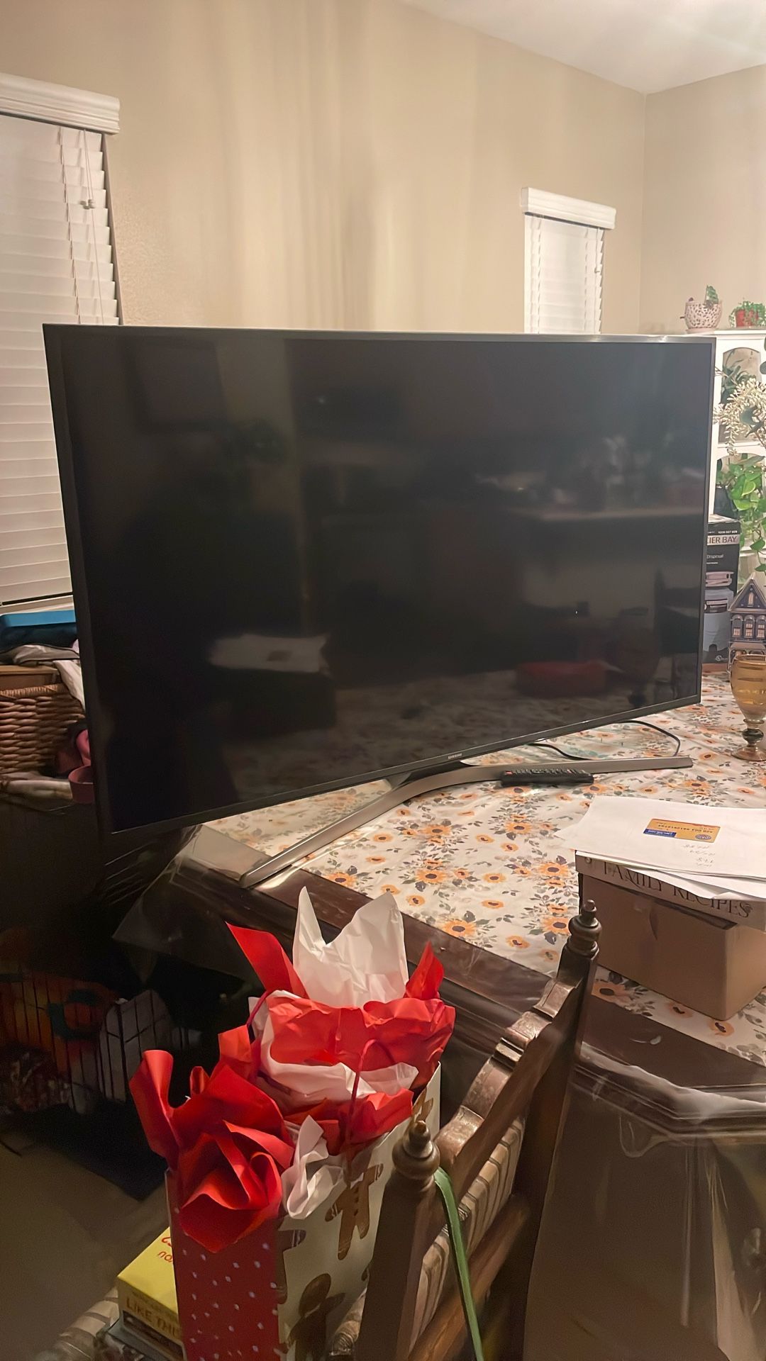 55 Inch Samsung TV With Remote Works Great