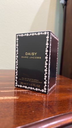 Marc Jacobs Daisy perfume fragrance