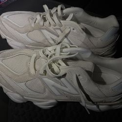 New balance shoes