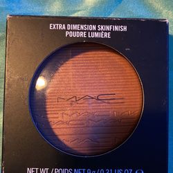 MAC Highlighter Glow With It