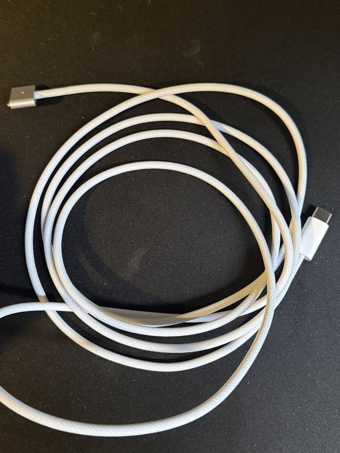 Apple 2m USB-C to MagSafe 3 Power Cable for 2021 APPLE MacBook Pro 14" 16" A2363