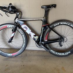 QR CD 0.1 Red Triathlon Bike