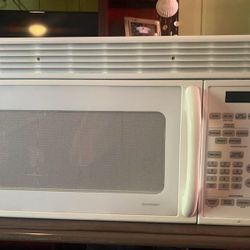 Large White Over Stove Microwave  New