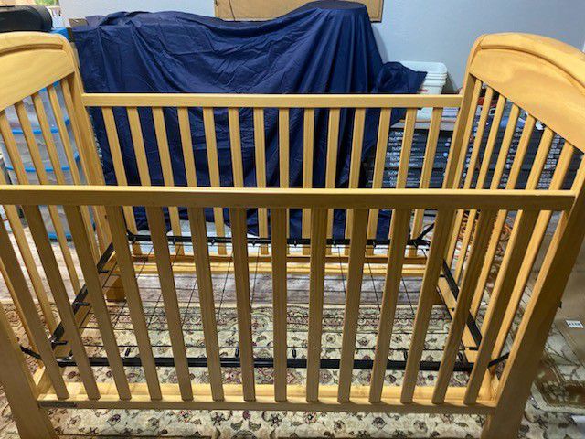 Delta Sleigh Baby Crib
