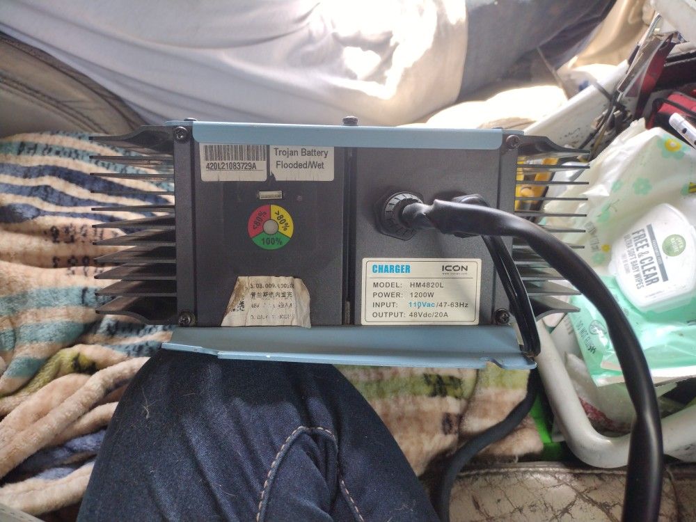 ICON Battery Charger