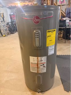 💰FREE SCRAP METAL HUGE HOT WATER TANK