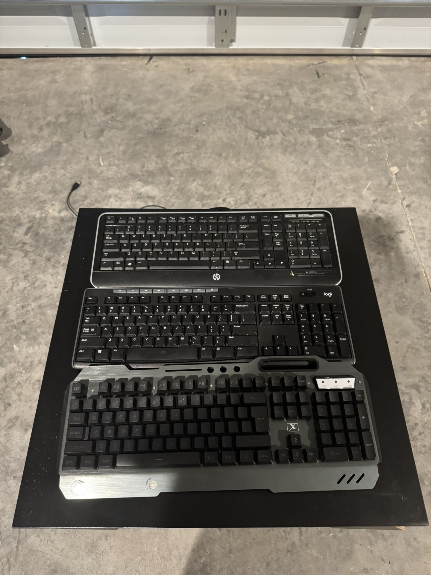 2 Office Keyboards, 1 Gaming Keyboard (10 EACH)