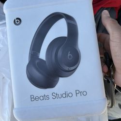 2 Black Beats Headphones New