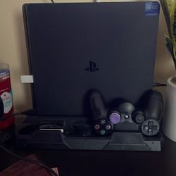 PS4 
