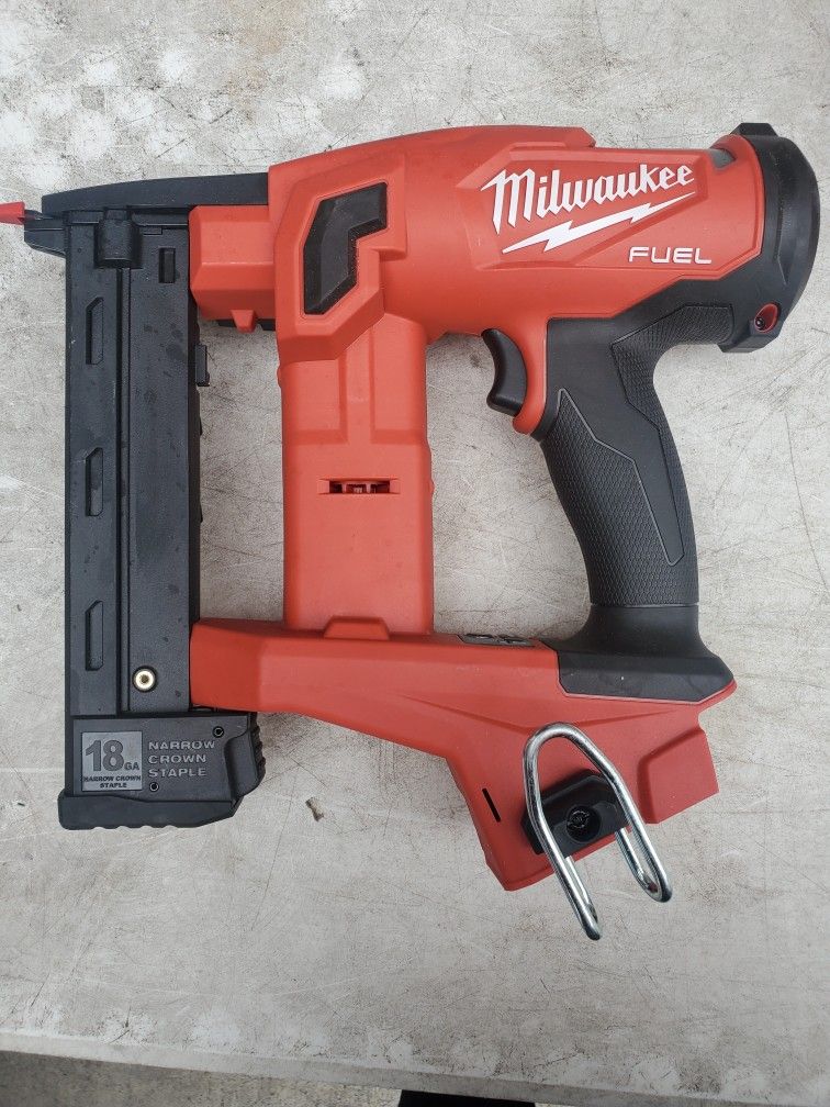 For Sale A Slightly Used Milwaukee M18 Fuel 18-VOLT Lithium-Ion Brushless Cordless 18G 1/4" Narrow Crown Stapler Model 2749-20 Tool-only