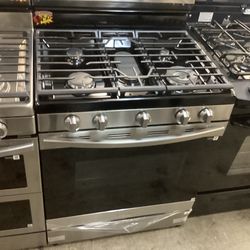 New Samsung gas stove with air fryer smart