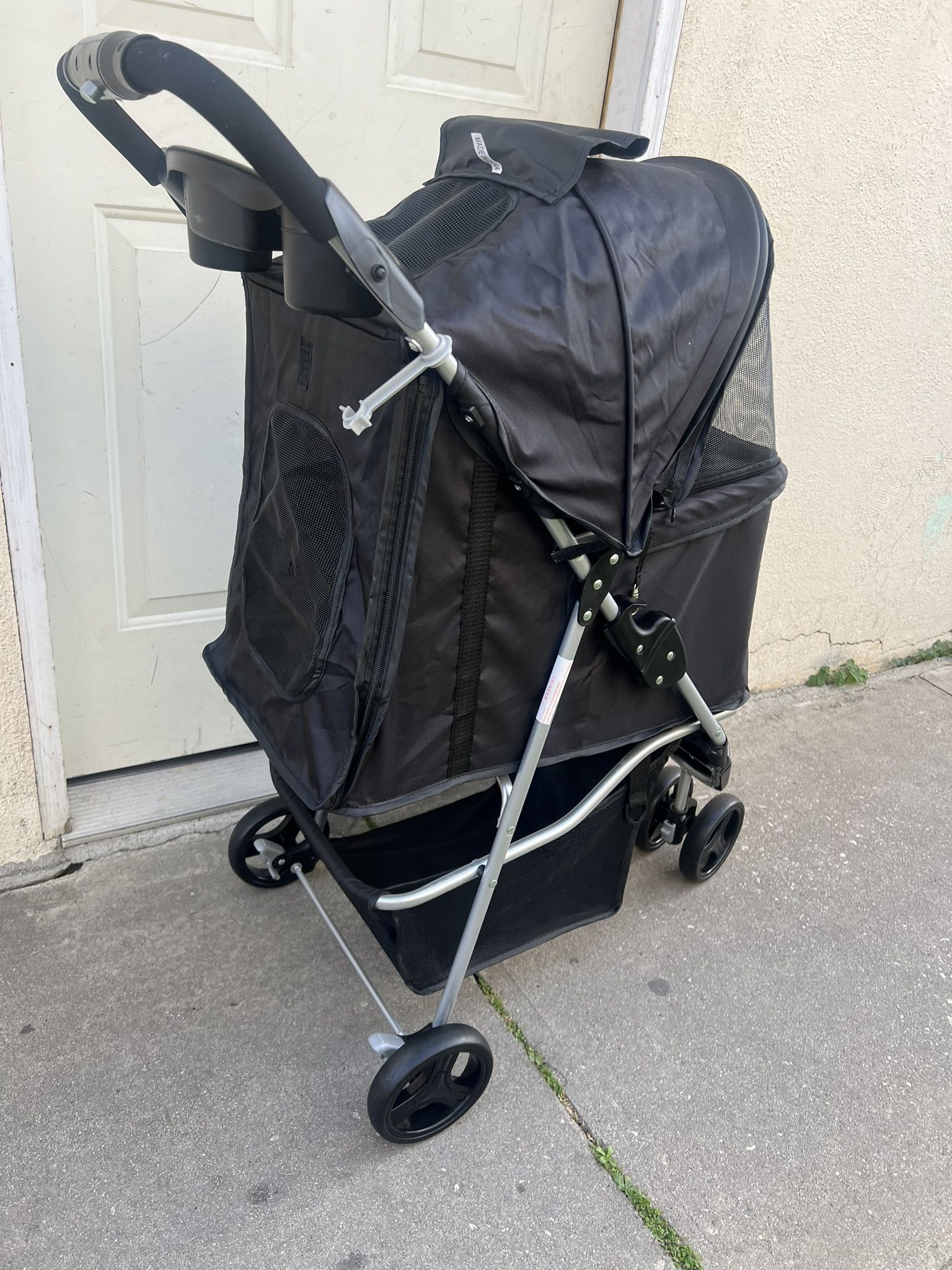 DOG STROLLER