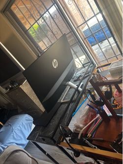 I sell my CPU and my screen