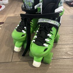 Roller Skates 