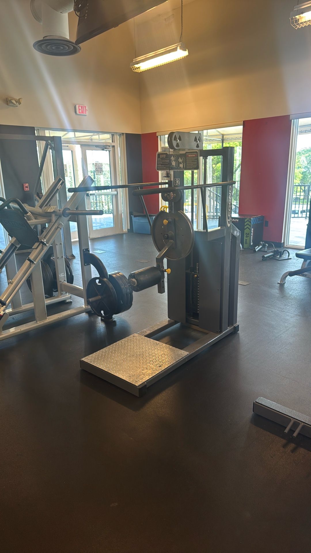 Multi Hip Machine
