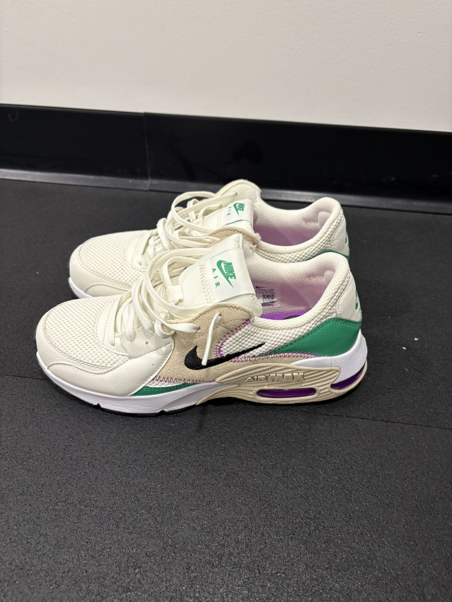 Nike Women’s Air Max