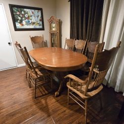 Amish Traditional Dining Table With 7 Chairs Set