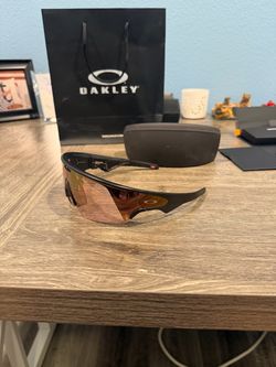 Oakley Meta Prizm Transitions Ember Lenses, Black Frame