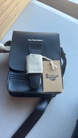 Dr. martens Crossbody bag