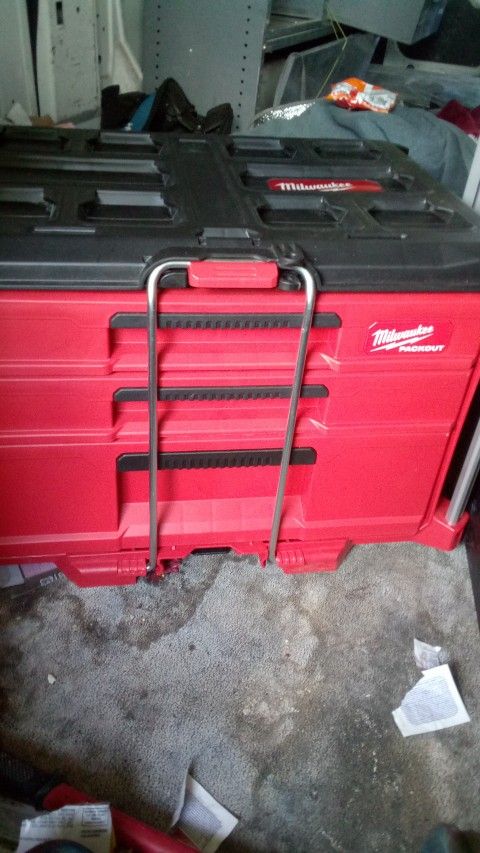 Milwaukee 48-22-8(contact info removed) PACKOUT 22 in. Rolling Tool Box and 22 in. 3-Drawer