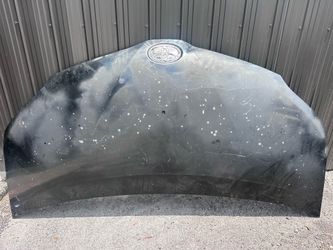 Hood Toyota Sienna 2011 - 2016