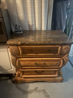 Michael Amini Trevi nightstand