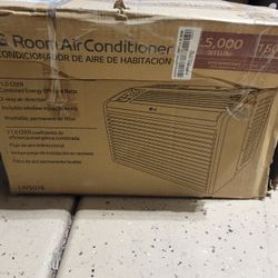 LG 5,000 BTU Window Air Conditioner – Cools Up to 150 sq ft