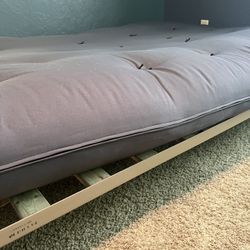Full-size futon bed
