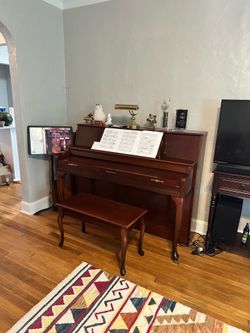 Baldwin piano