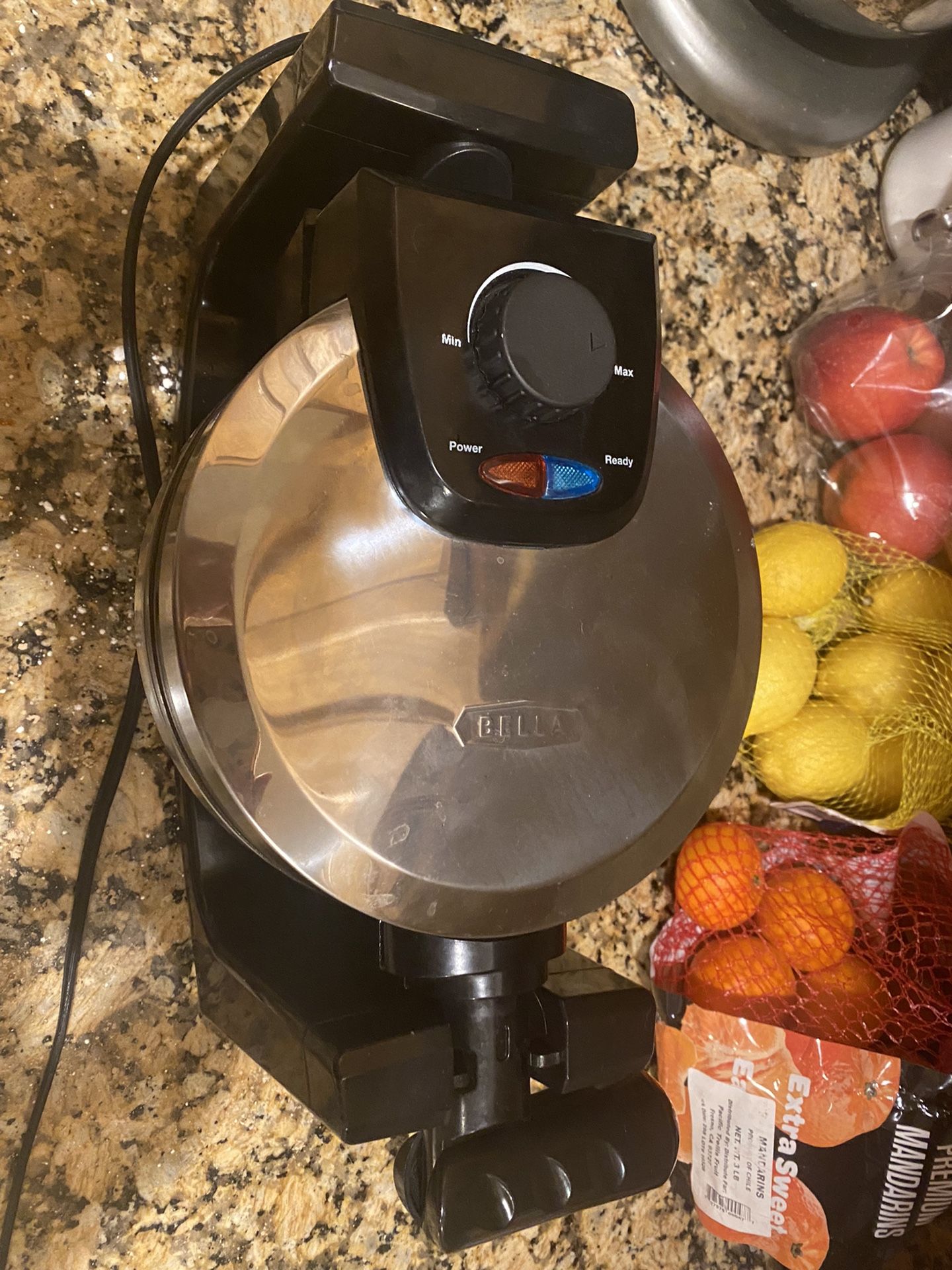 Bella Waffle Maker 