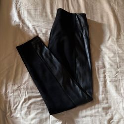Marc New York black faux leather leggings size M