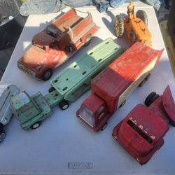 Vintage Tonka Metal Toy Trucks & Tractor Mixed Lot