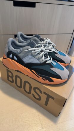 Yeezy 700 size 11