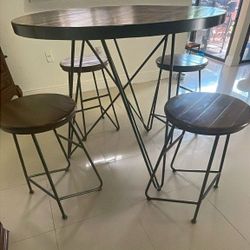 Counter Height Round Dining Table & Chairs 