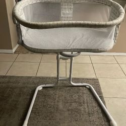 Halo Bassinest Glider